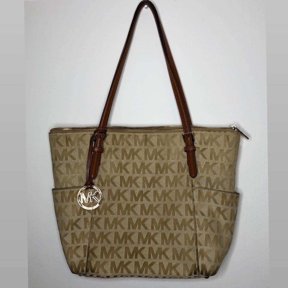 Micheal Kors bag 😍😍